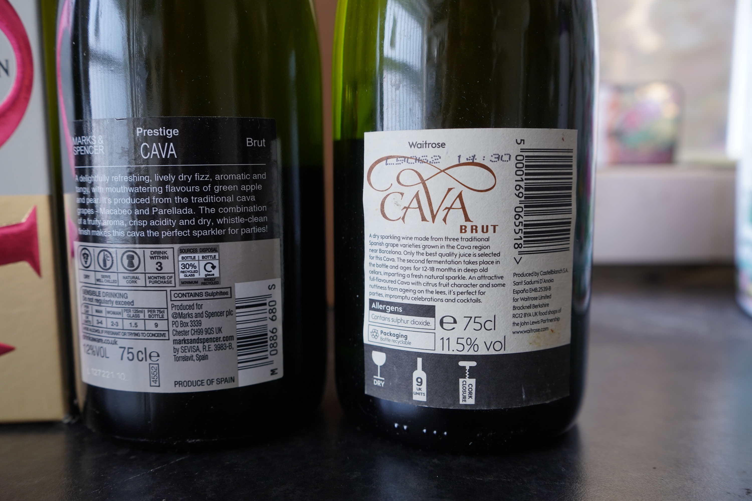 Three bottles of Nicolas Feuillatte Cuvée Spéciale Champagne, four bottles of Bollinger Special Cuvee Champagne, a bottle of Moet, three bottles of Cava and one other (11)